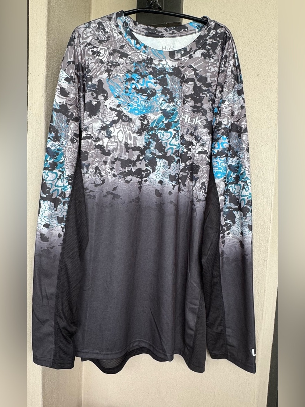 HUK Mens Icon X Tide Change Fade Shirt Gray/Black UPF 50+ Long Sleeve XXL NWT